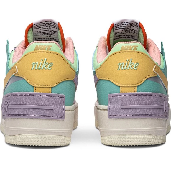 Nike Air Force 1 Shadow in Pale Ivory - Picture 2 of 10